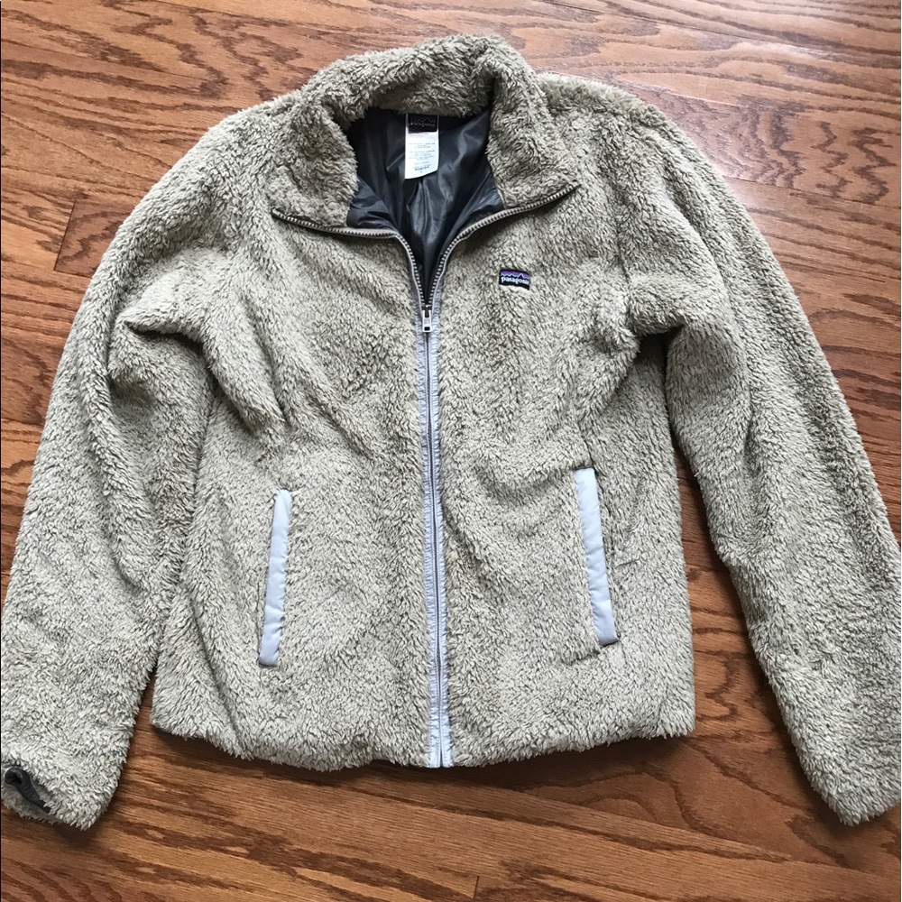 Women’s Sherpa zip up Patagonia jacket